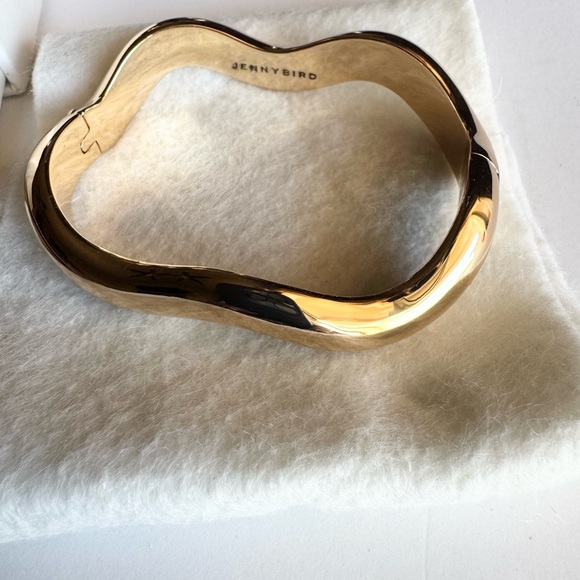 Jenny Bird Gold Ola Bangle - Picture 11 of 12